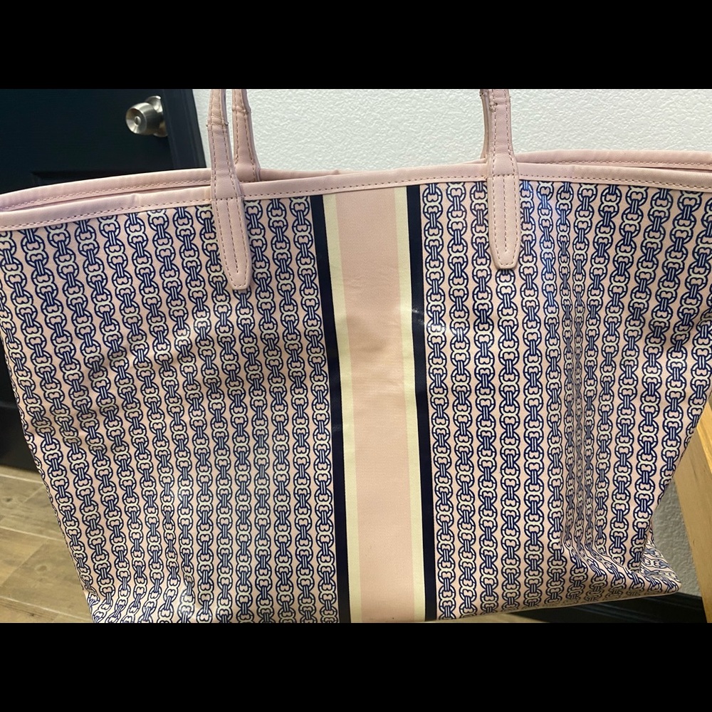 Tory Burch - Picture 6 of 7
